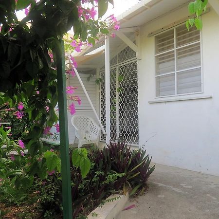 Bungalow Soleil Сент-Анн Номер фото